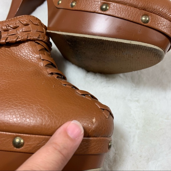 Charles Albert Faux Leather Clogs Size 9 - Picture 13 of 15